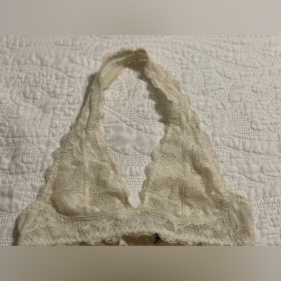 Free people, lace bralette, size, extra small, no rips or stains - Picture 5 of 11